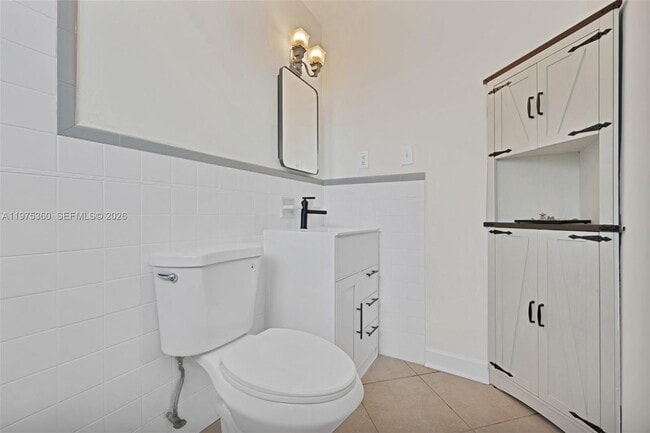 Building Photo - 380 NW 47th Ct