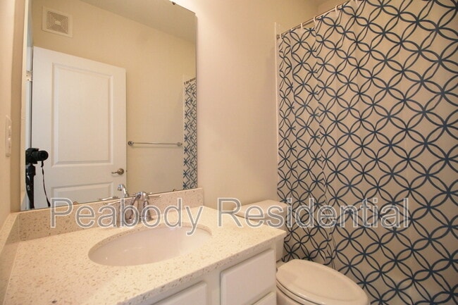 Building Photo - 13615 Air and Space Museum Pkwy