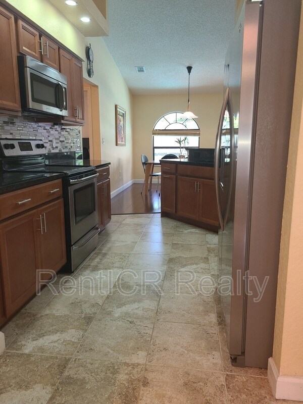 Building Photo - 4953 Deer Lodge Rd