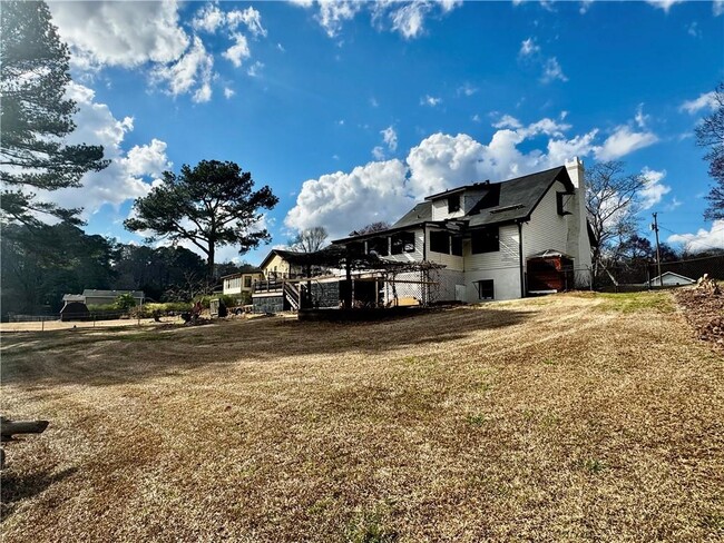 Building Photo - 1709 Rangewood Dr SW