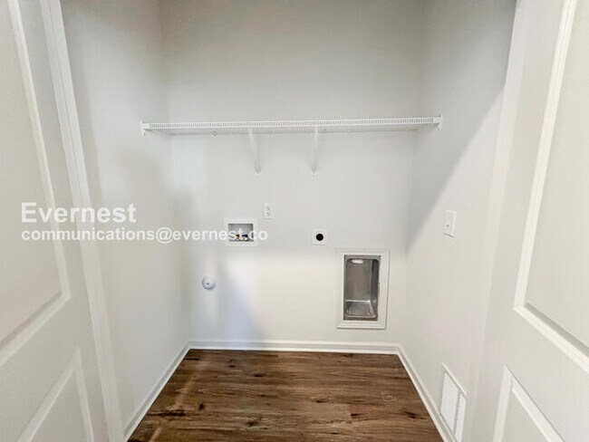 Building Photo - 10820 Mt Holly Rd