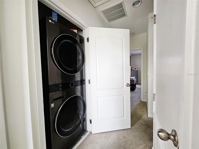 Building Photo - 3102 Camino Real Dr N