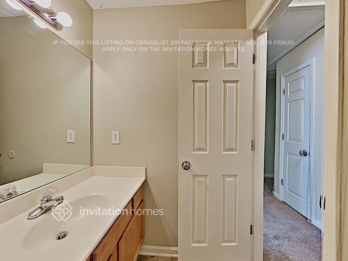 Building Photo - 1525 Wilkes Crest Dr NE