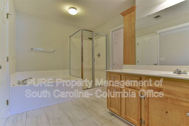 Building Photo - 20 Sugar Maple Ct