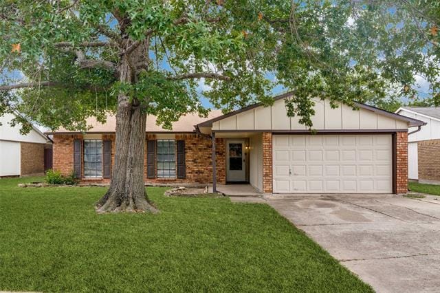 Primary Photo - 3613 Sugarberry Dr