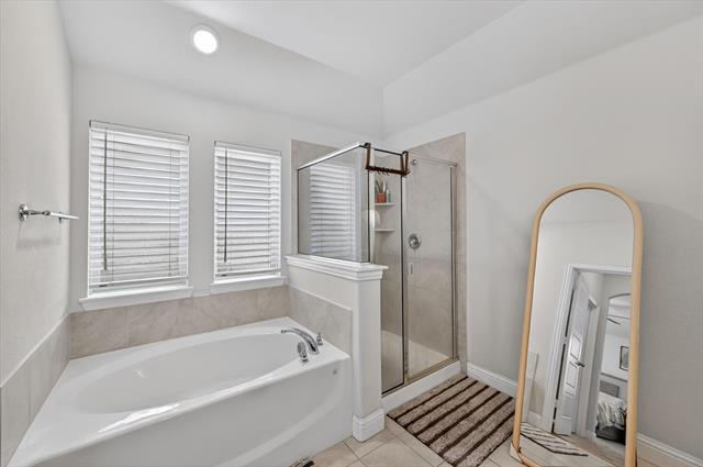 Building Photo - 7213 Willow Thorne Dr