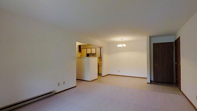 Building Photo - Renovated 1 Bedroom/1 Bathroom Lower Unit Available