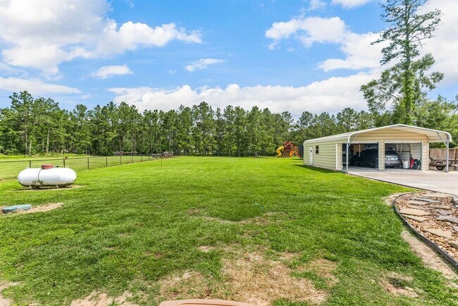 Building Photo - 19509 Desna Dr