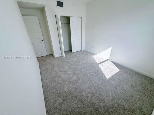 Building Photo - 15549 SW 280th St