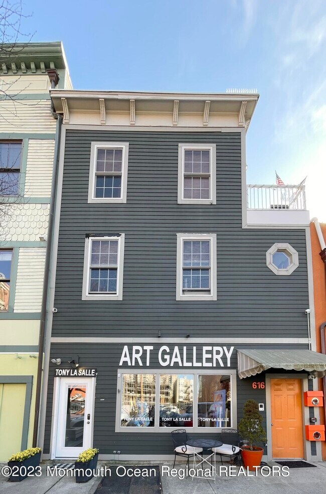 Building Photo - 616 Mattison Ave