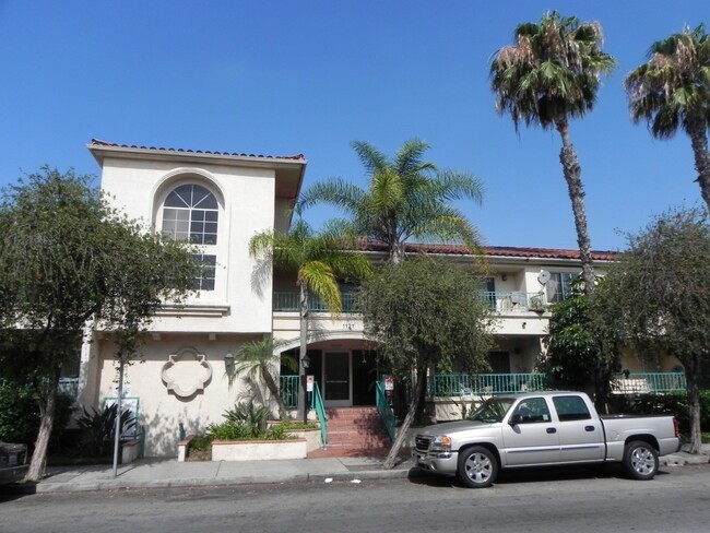 Primary Photo - LONG BEACH 2BR/2BA CONDO NEAR REDONDO & AN...