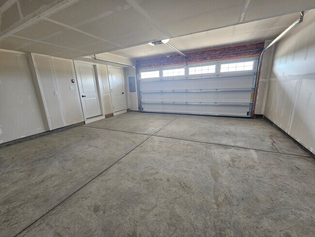 Building Photo - 1191 Olivia Dr