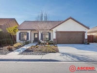 Building Photo - Phenomenal Home In Gossamer Grove!