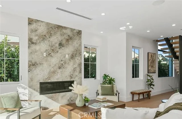 Building Photo - 2371 Midvale Ave