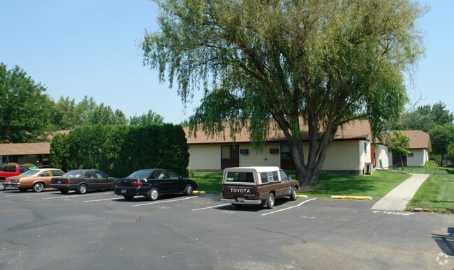 Primary Photo - Samaritan Village Apartments