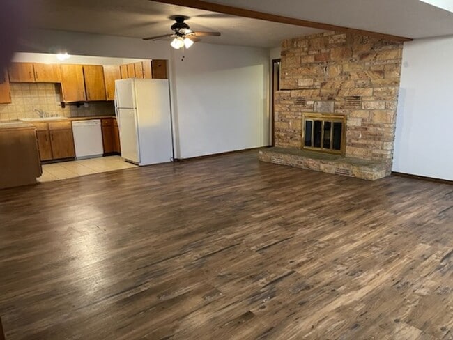 Building Photo - Waterfront! Sunset views! 3 bdrms! Attached garage! Private driveway!