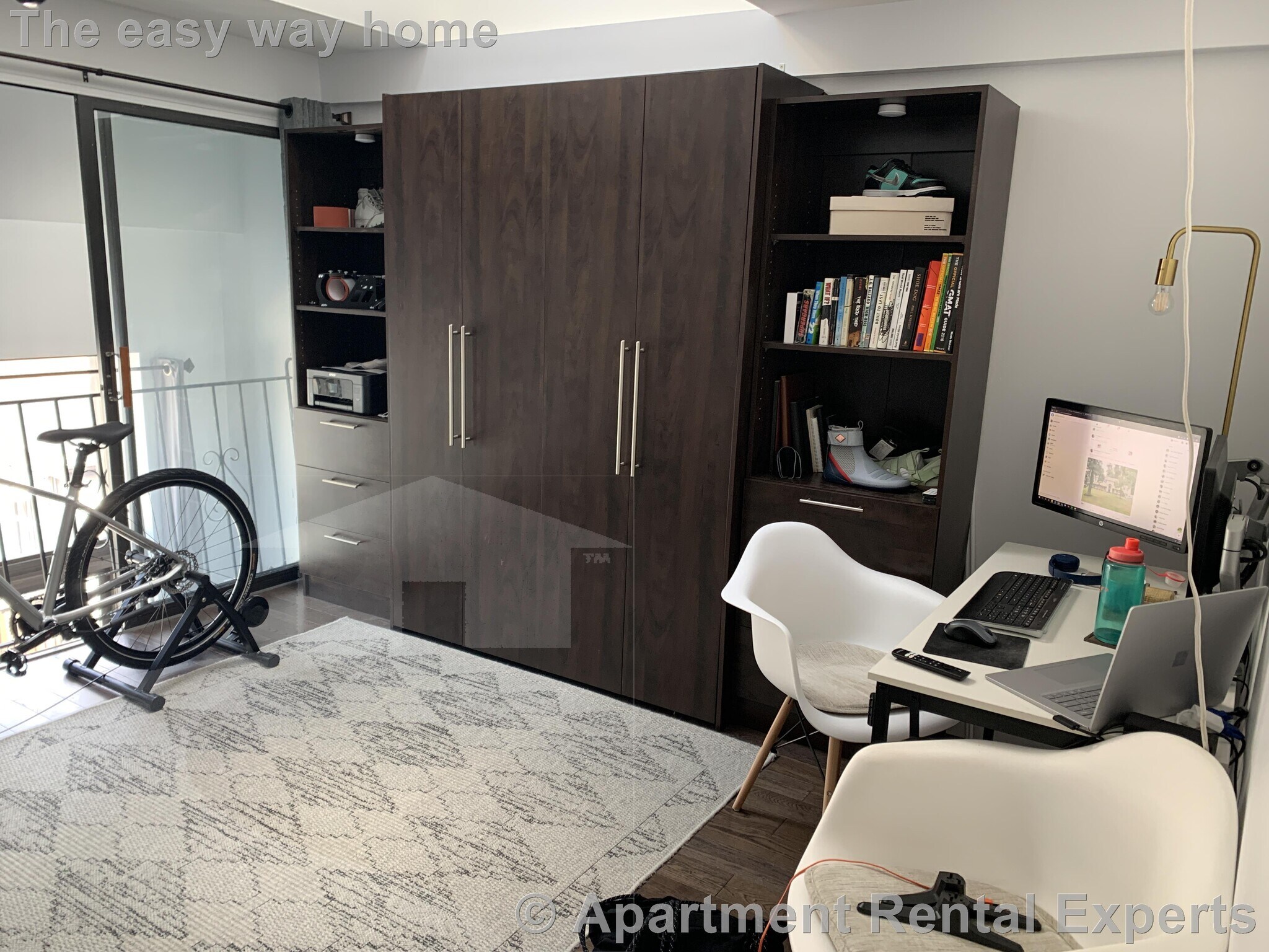 Building Photo - 14 Locust St