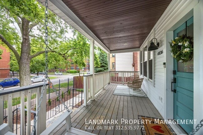 Building Photo - 4836 N Albany Ave