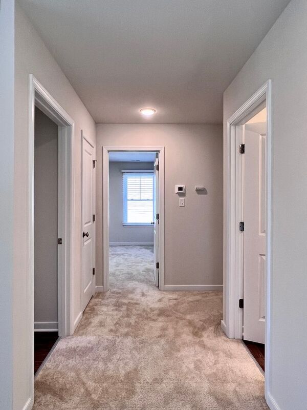 Building Photo - 8180 Lyman Ct