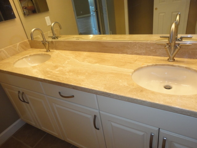 Building Photo - Annual Rental - 3BR/2BA Condo in Venetian Golf & River Club