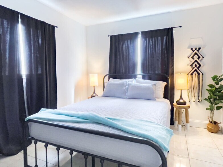 Building Photo - 505 Fillmore Ave