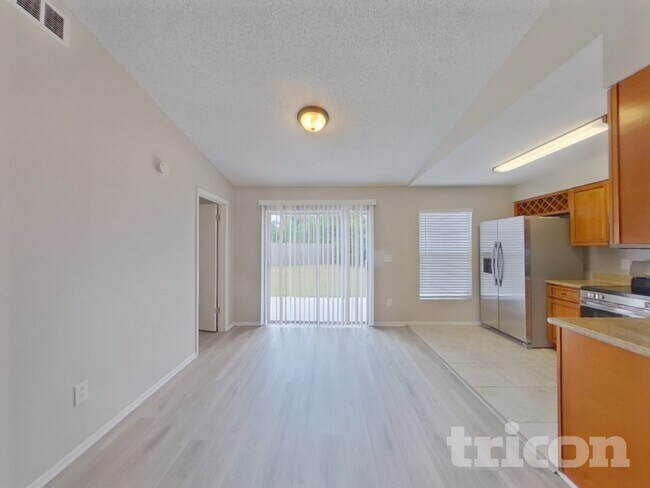 Building Photo - 14004 Basin St