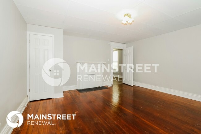 Building Photo - 3017 Greenwood Ave