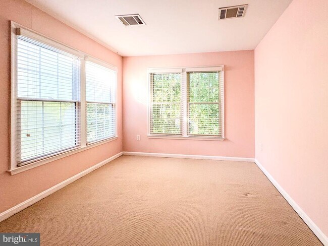 Building Photo - 11742 Valley Ridge Cir