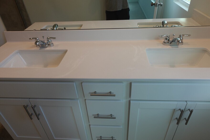 Building Photo - 1110 Weavers Trce Dr