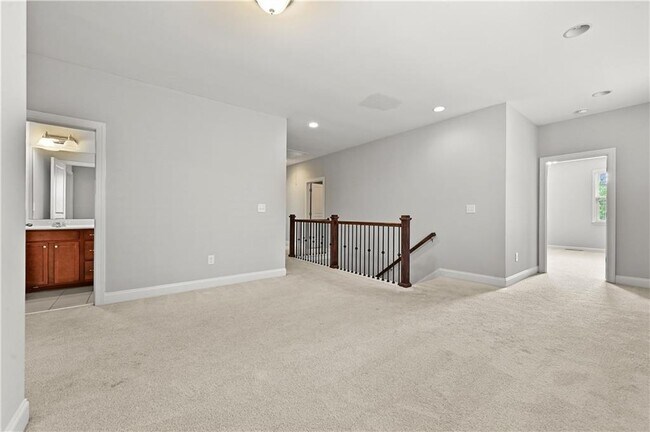 Building Photo - 9965 Cameron Parc Cir