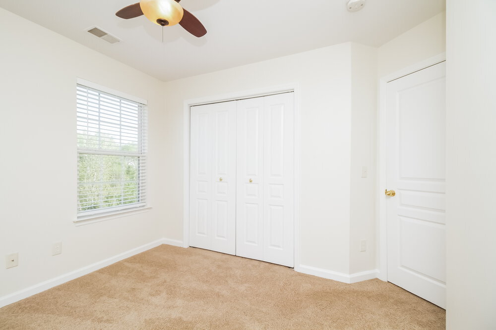 Building Photo - 7871 Rainey Dr