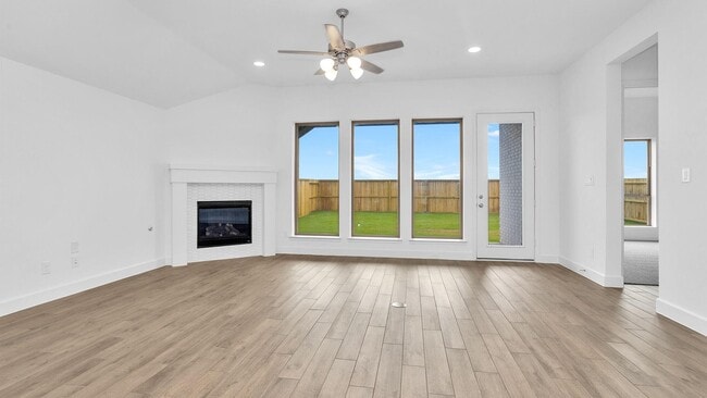 Building Photo - 30130 Aralia Dr