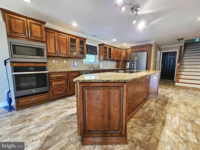 Building Photo - 5641 Scottish Highlands Cir