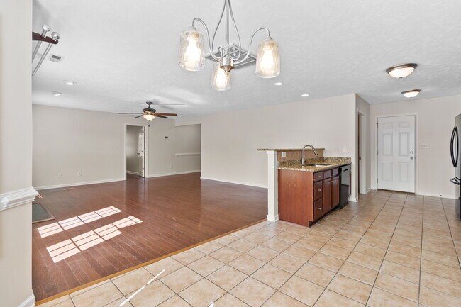 Building Photo - 149 Brightwood Dr