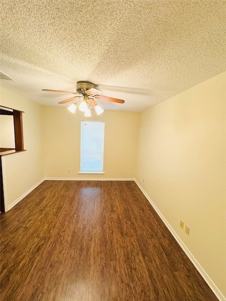 Building Photo - 107 Sunview St