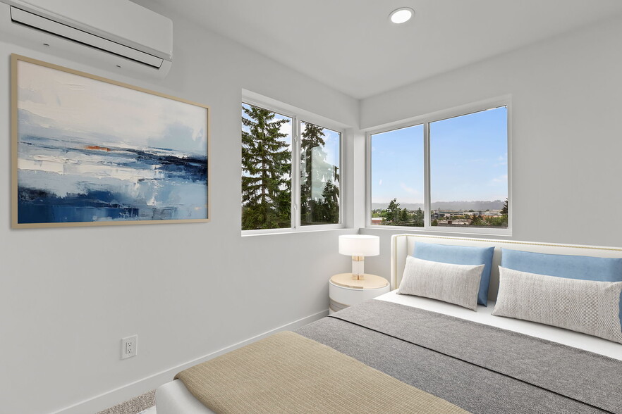 Building Photo - 605 Prospect Ave N