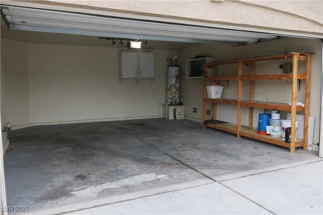 Building Photo - 4069 Vicenta Ct