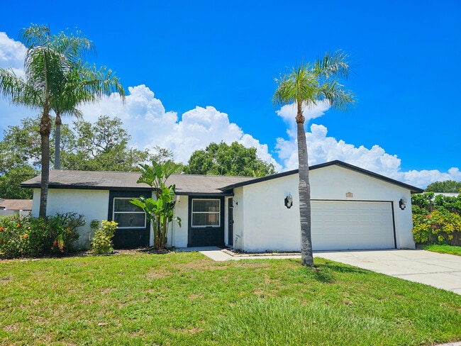 Building Photo - 608 Tangerine Dr