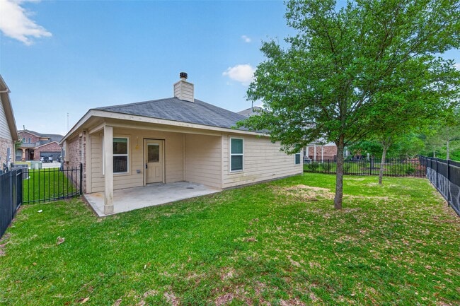 Building Photo - 2517 Wood Park Blvd