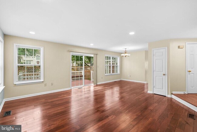 Building Photo - 8540 Harvest View Ct