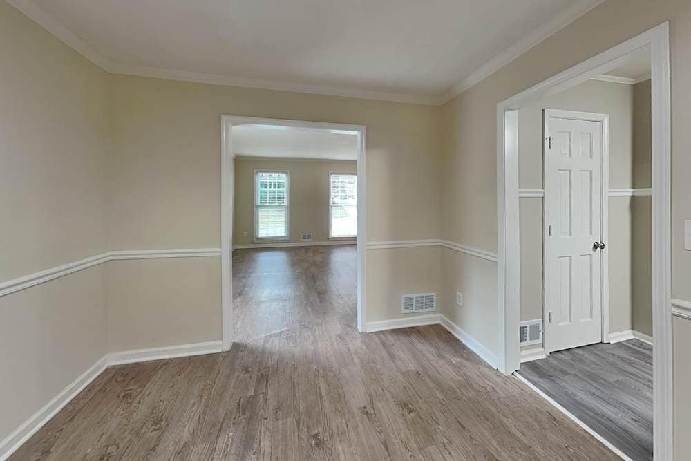 Building Photo - 4122 Deerbrook Way SW