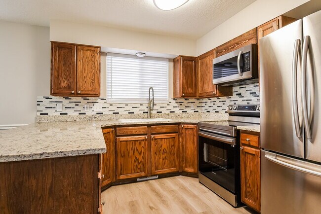 Building Photo - 2985 W 5750 S