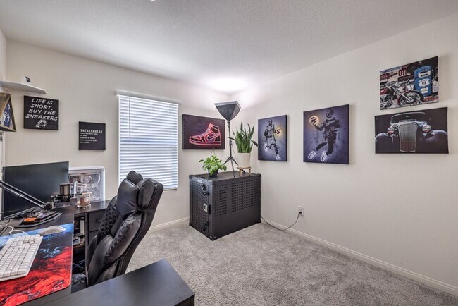 Building Photo - 6816 Citron Mist Ct