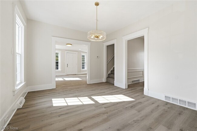 Building Photo - 22955 Fairmount Blvd