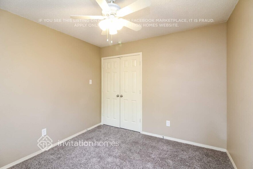 Building Photo - 12418 Summer Hill Dr