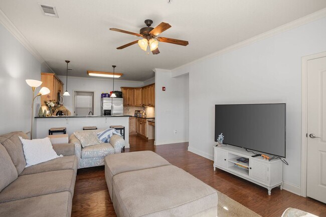 Building Photo - Plainsview Condo | 2 Bed 2 Bath