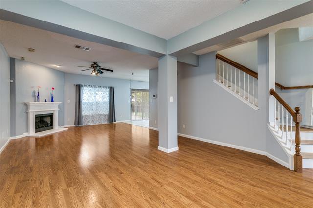 Building Photo - 307 Pointer Pl