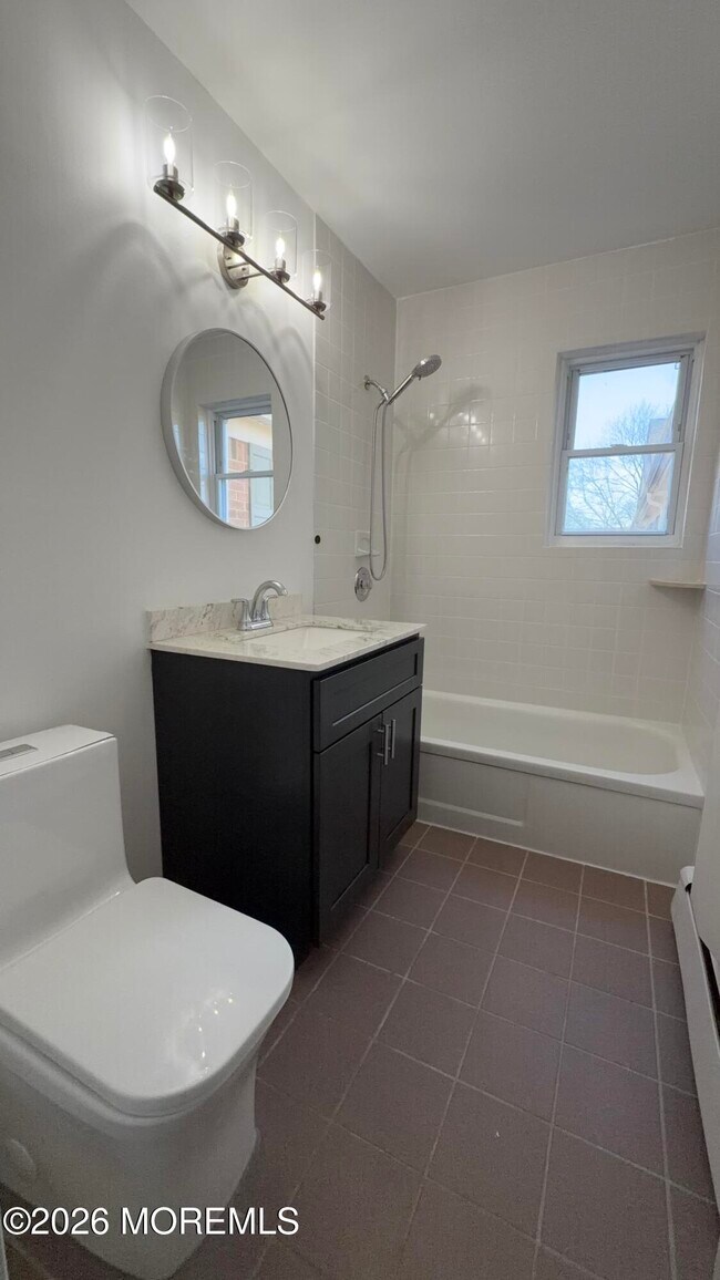 Building Photo - 4 Windsor Terrace