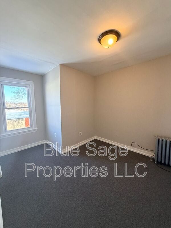 Building Photo - 425 Pusey Ave