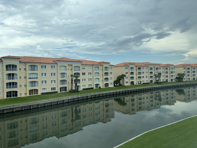 Building Photo - 7 Harbour Isle Dr E